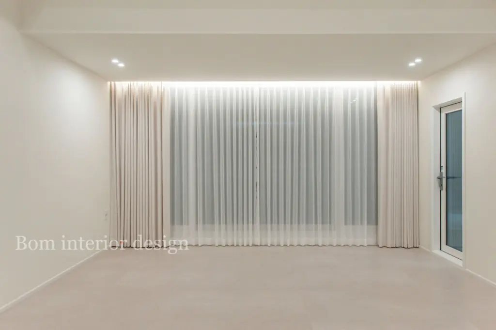 경기 광명시 33평 아파트 리모델링 · 우물 천장·라인조명